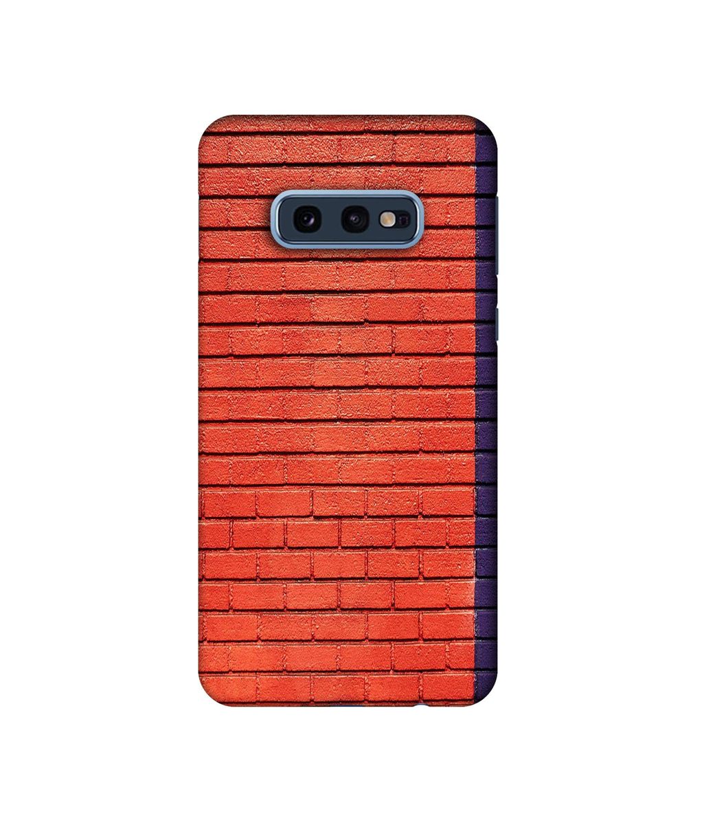 Amazon Brand - Solimo Designer Red and Purple Brick 3D Printed Hard Back Case Mobile Cover for Samsung Galaxy S10e