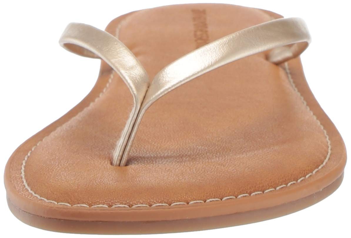 Amazon Essentials Women's Thong Sandal, Gold, 6 B US