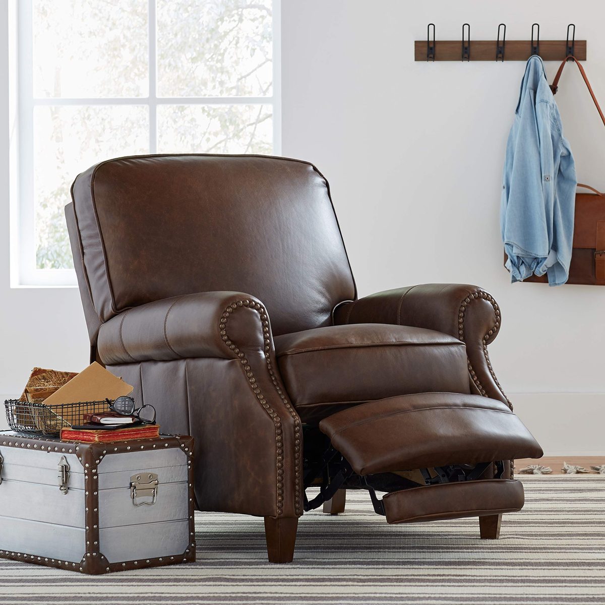 Amazon Brand – Stone & Beam Jameson Farmhouse Leather Recliner, 36"W