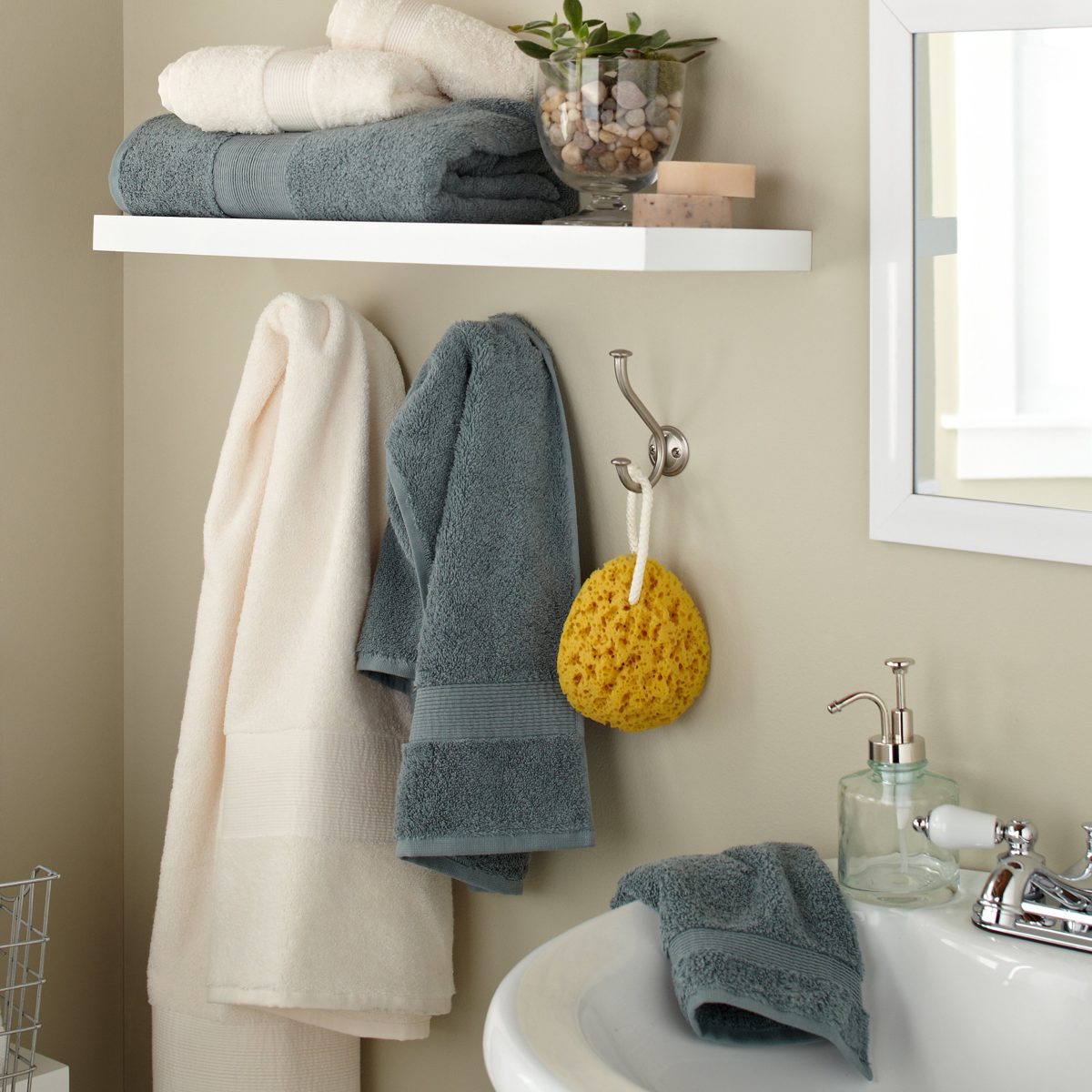 Pinzon 550-Gram Turkish Cotton Hand Towel, Cream