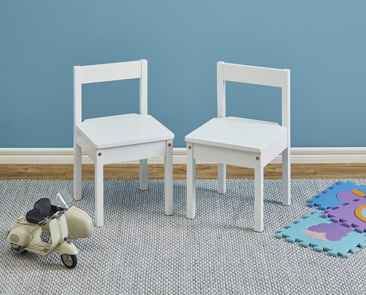 AmazonBasics Solid Wood Kiddie Table Set with Two Chairs, White