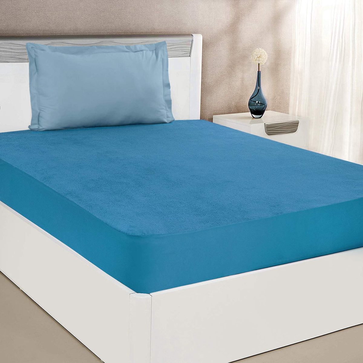 Amazon Brand - Solimo Water Resistant Premium Mattress Protector, 75x36 inches - Single Bed Size, Blue