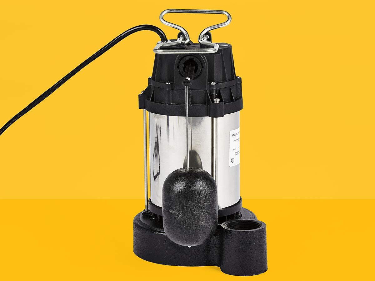 AmazonCommercial 3/4 HP Submersible Sump Pump with Stainless Steel Motor Shell and Cast Iron Base, Mechanical Float Switch