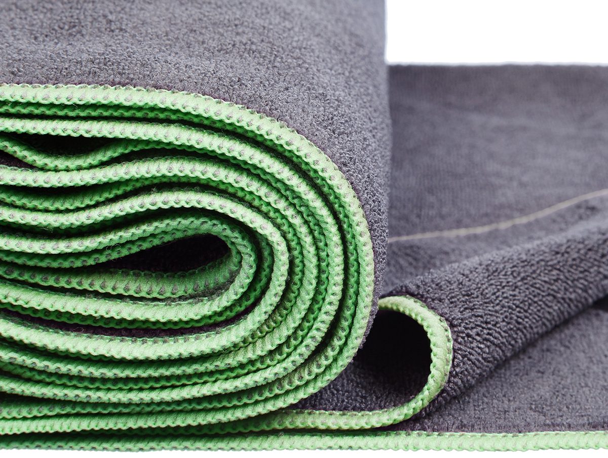 AmazonBasics Yoga Towel, Green