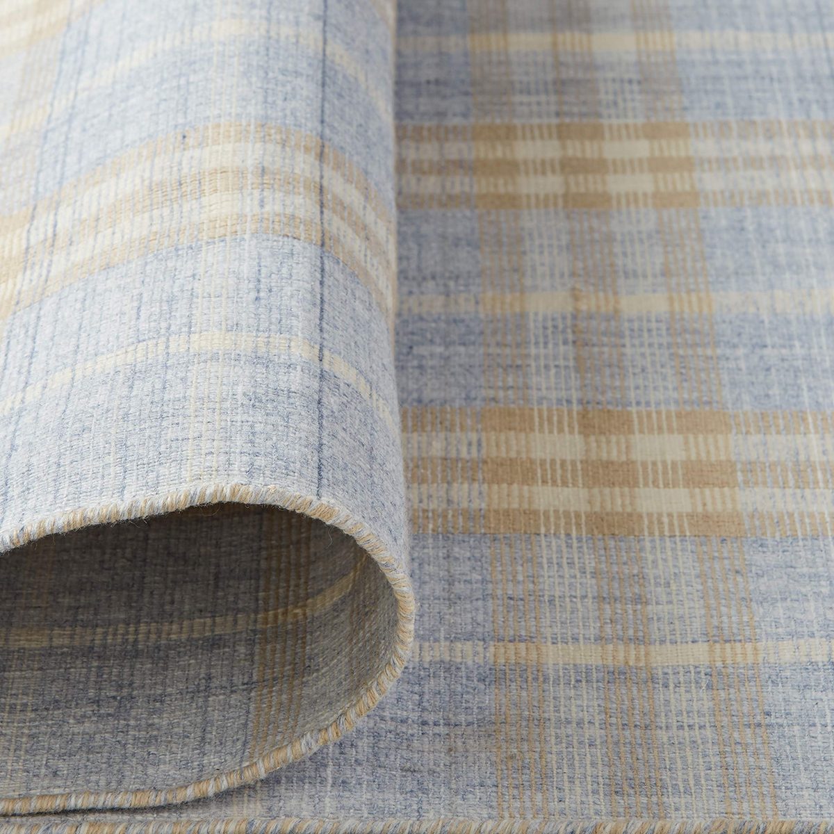 Amazon Brand – Stone & Beam Casual Plaid Area Rug, 8 x 10 Foot, Flatweave, Light Grey, Beige