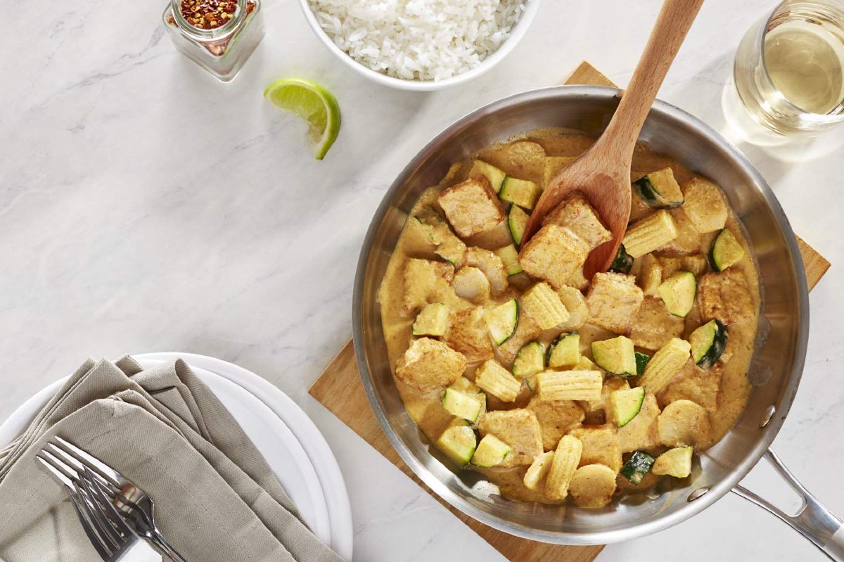 Amazon Kitchen, Red Curry Tofu, No-Prep Kit for 2, 32.9 oz