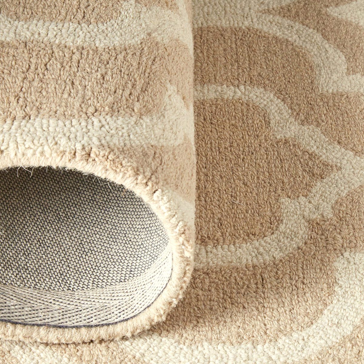 Amazon Brand – Stone & Beam Contemporary Hourglass Wool Rug, 7'6" x 9'6", Beige