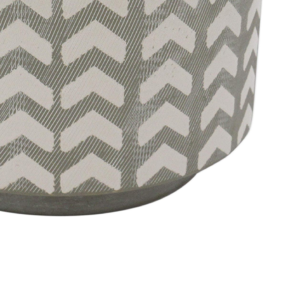 Amazon Brand – Rivet Rustic Chevron-Patterned Stoneware Planter, 6.3"H, White and Gray
