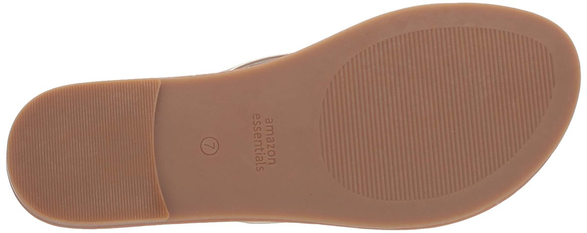Amazon Essentials Women's Thong Sandal, Gold, 6 B US