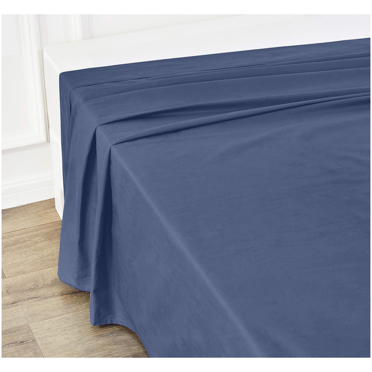 AmazonBasics Ultra-Soft Flat Sheet - Queen, Midnight Blue, Queen