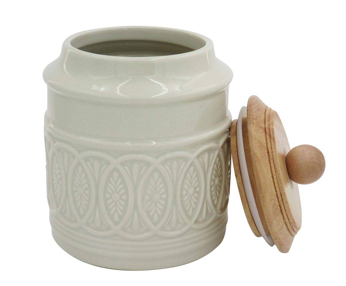 Amazon Brand – Ravenna Home Classic Stoneware 3-Piece Filigree Canister Set - Set of 3, White with Wood Lid