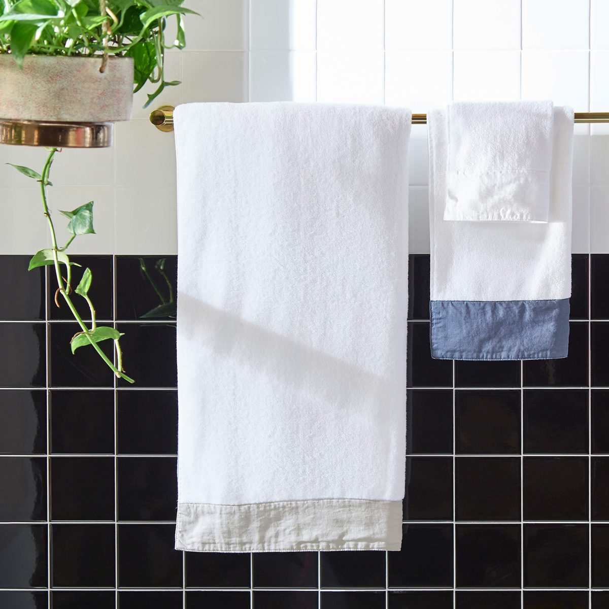 Rivet Contemporary Linen Cuffed Cotton Towels
