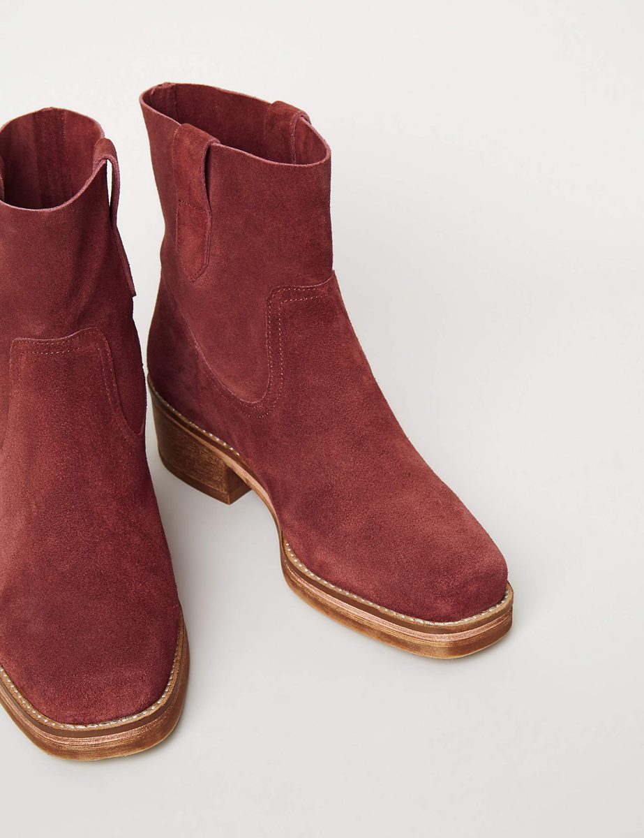 find. Pull On Leather Cowboy Boots, Red, 7 UK