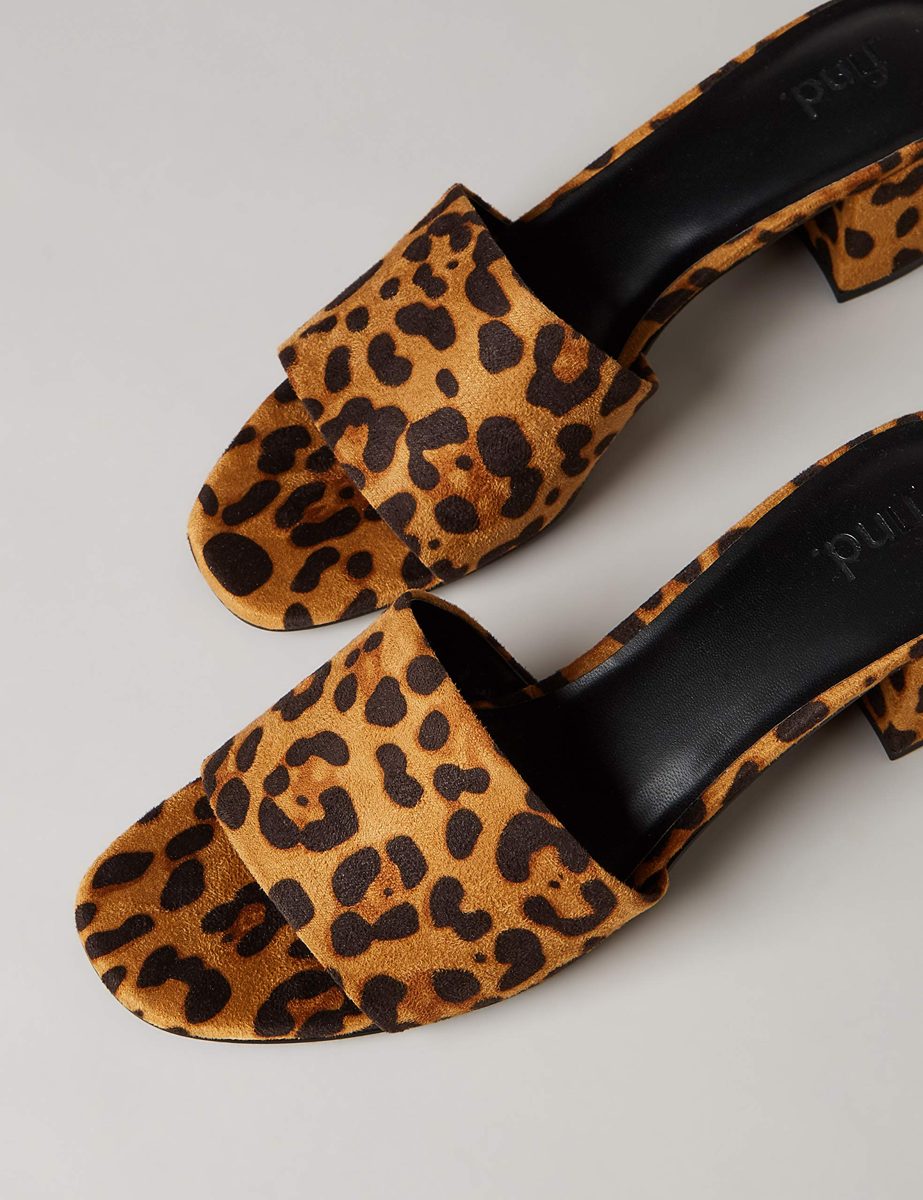 find. Women's LACE-S-2-46 Open Toe Sandals, Beige Leopard, US - 8