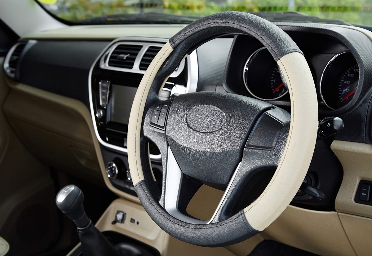 Amazon Brand - Solimo Steering Cover (Small), Beige