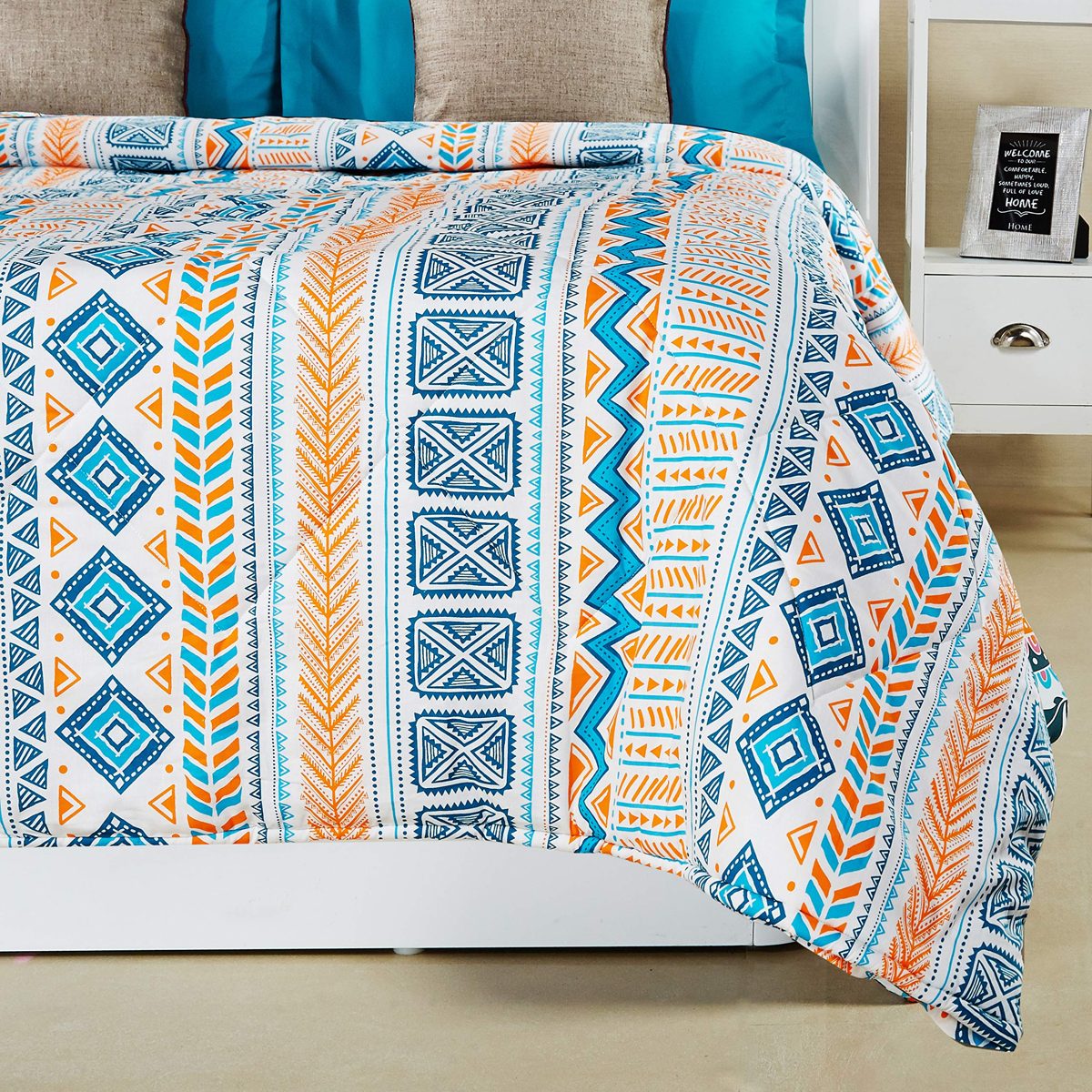 Amazon Brand - Solimo 100% Cotton Printed Comforter, Double (Fuzzy Strings, 200GSM)