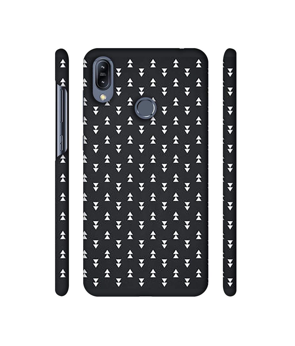 Amazon Brand - Solimo Designer Small Triangle 3D Printed Hard Back Case Mobile Cover for Asus Zenfone Max (M2) ZB633KL