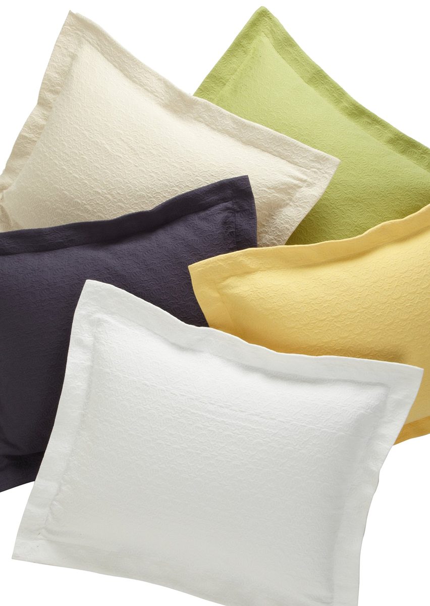 Pinzon 100-Percent Cotton Jacquard Avalon Matelasse Sham