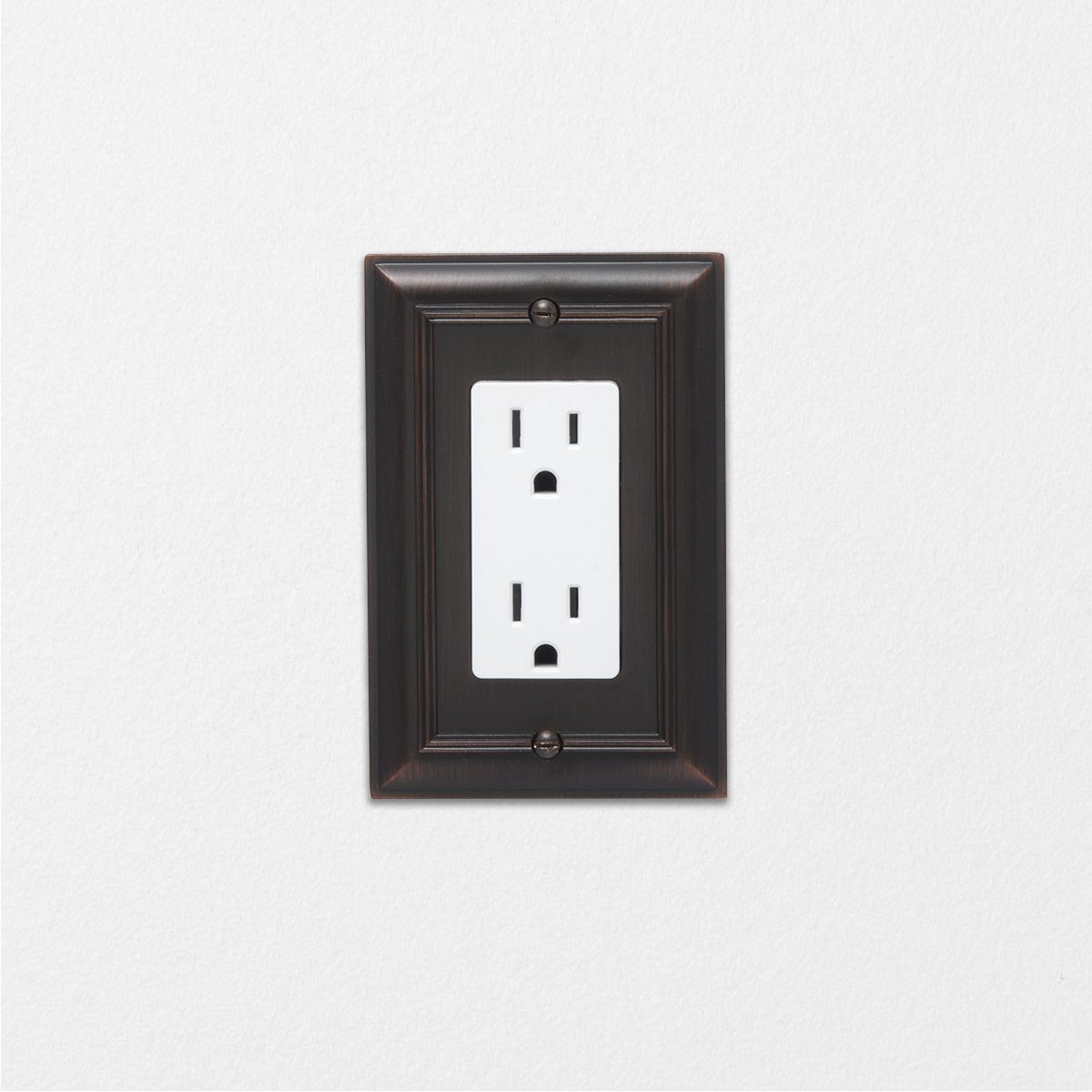 AmazonBasics Single Gang Wall Plate, Oil Rubbed Bronze, 3-Pack