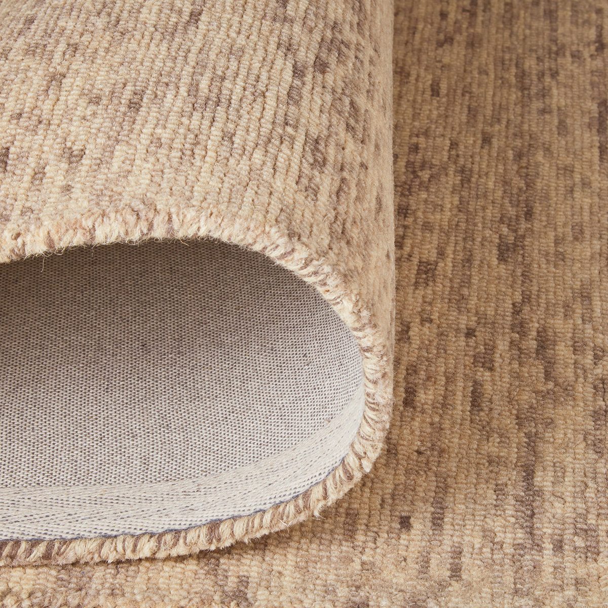 Amazon Brand – Stone & Beam Contemporary Speckle Wool Area Rug, 4 x 6 Foot, Chestnut
