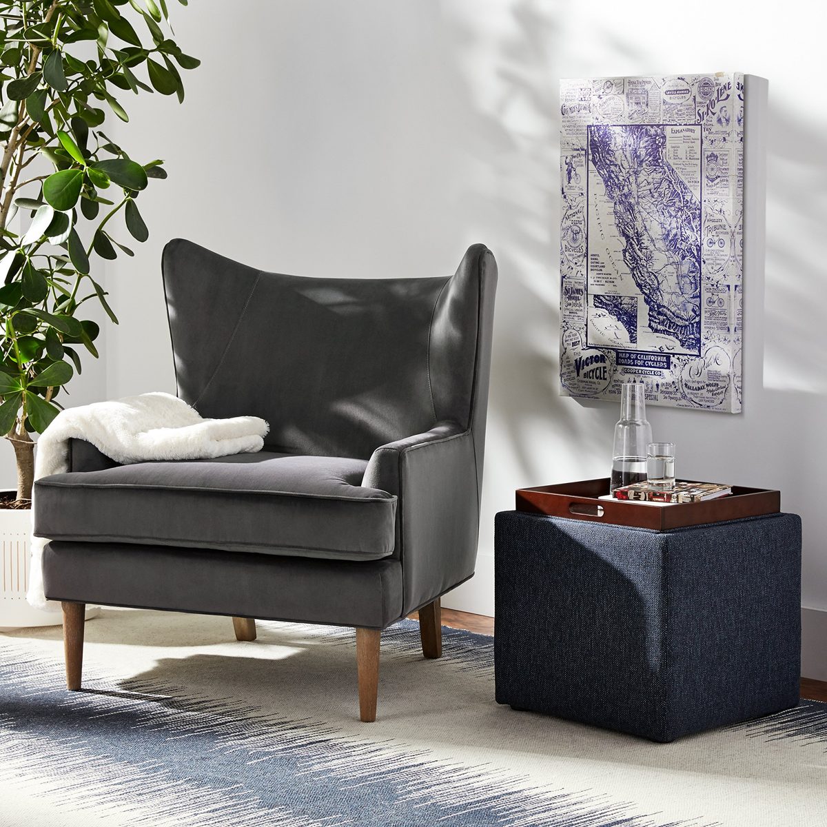 Amazon Brand – Rivet Chelsea Velvet Wing-Back Accent Chair, Otter Grey