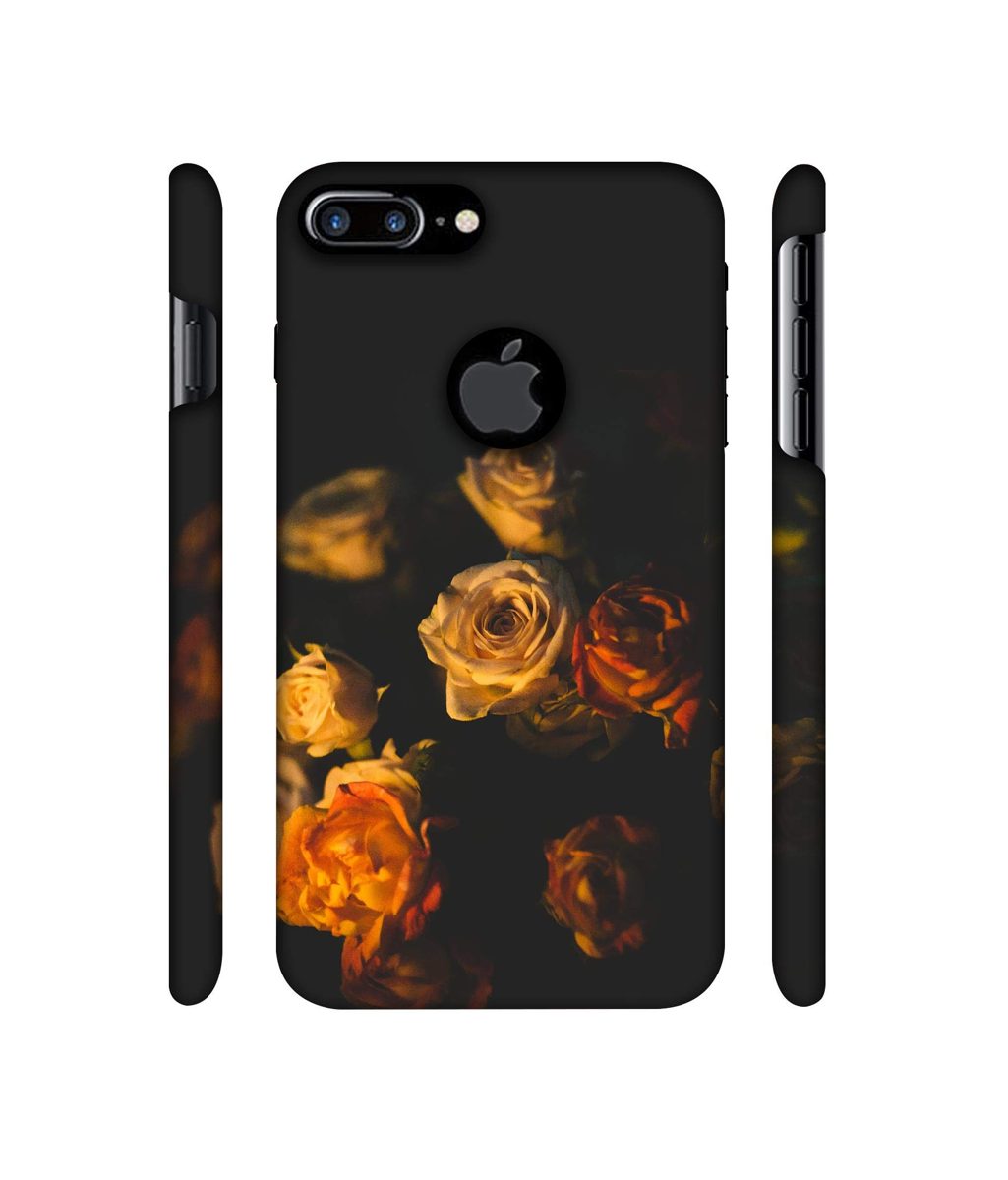 Amazon Brand - Solimo Designer Roses 3D Printed Hard Back Case Mobile Cover for Apple iPhone 7 Plus (Logo Cut)