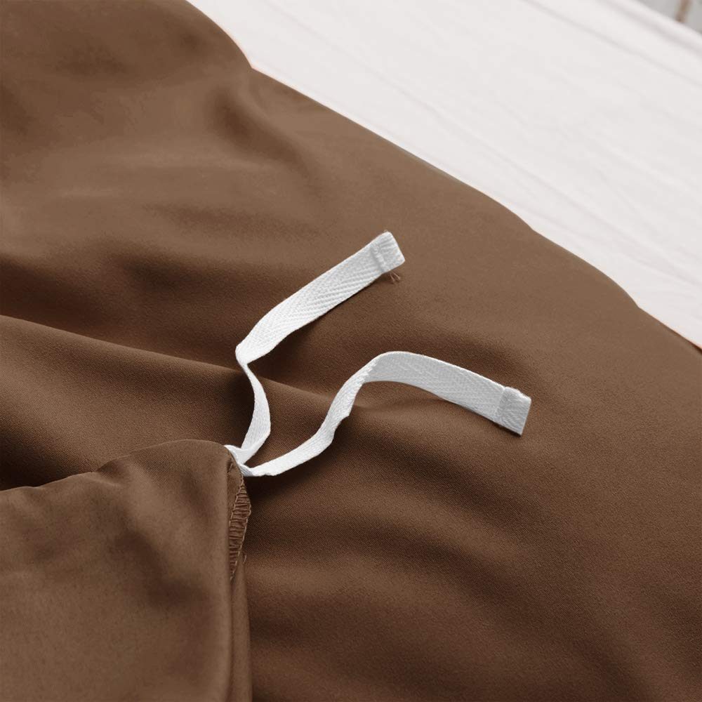 UMI. Essentials Microfiber Duvet Cover Set,Lightweight and Soft Bedding Set (8 Sizes,12 Colours)(155x220+1x80x80cm,Chocolate)