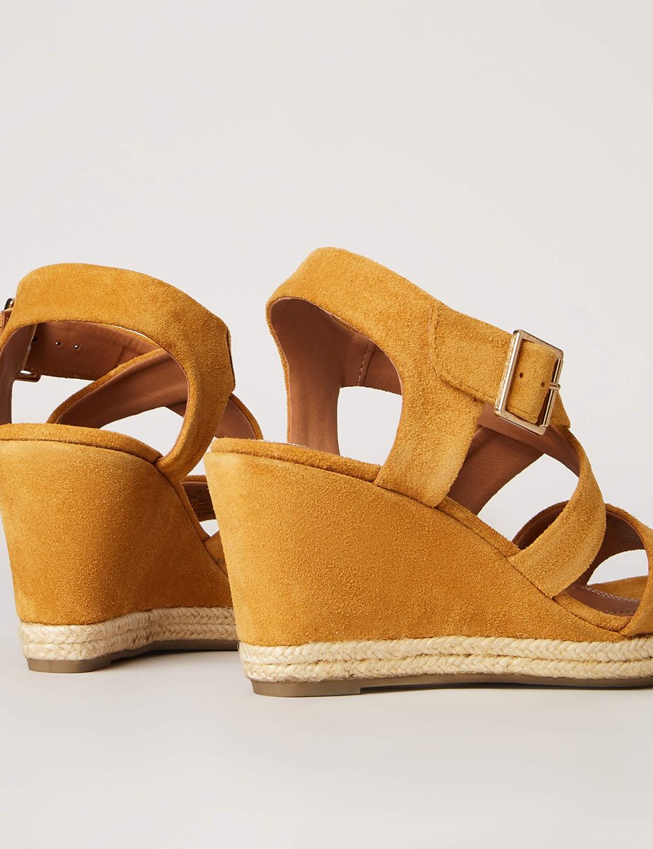 find. Amazon Brand Women's Wedge Crossover Suede Espadrille, Gelb Yellow, US 5