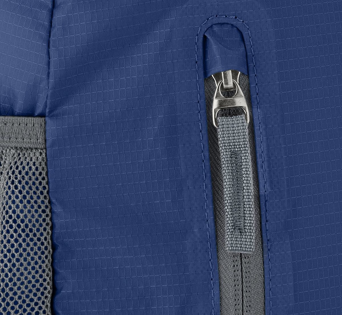 AmazonBasics Ultralight Packable Day Pack - Navy Blue, 25L