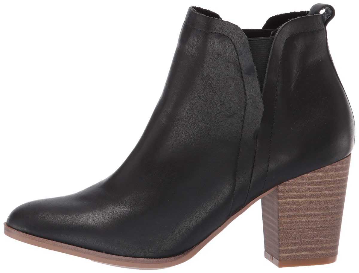 206 Collective Women's Kamy Ankle Boot