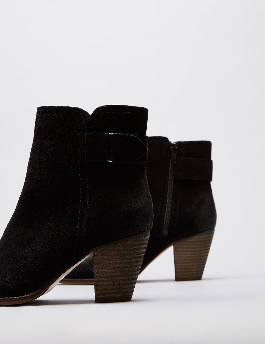 find. Womens Smoked Detail Ankle Boots with Heel Straps - Black (Black) - 36 EU