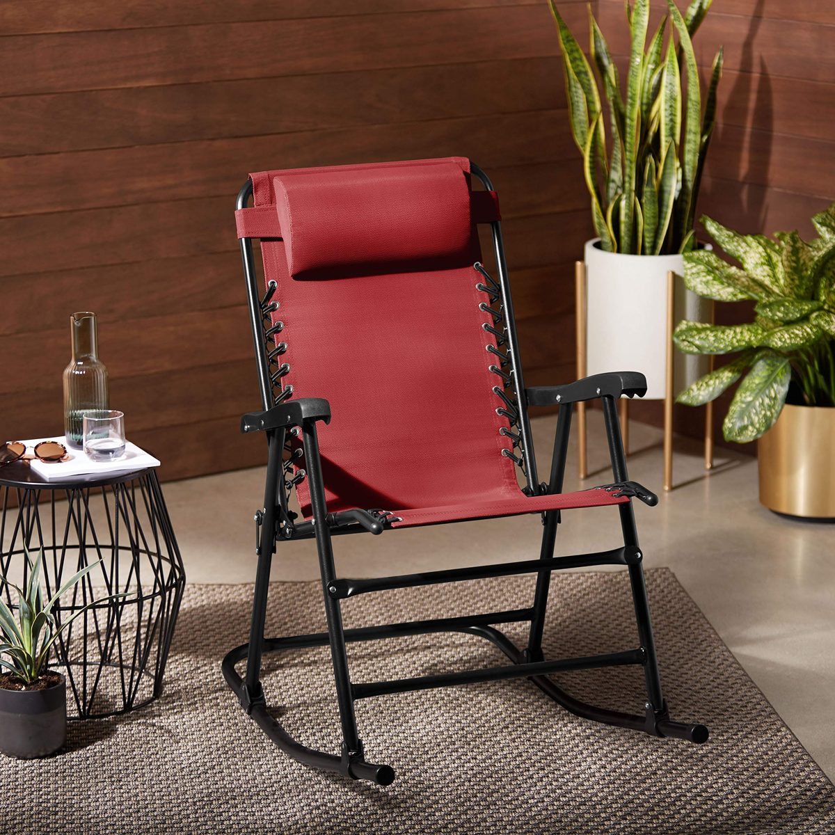 AmazonBasics - Foldable rocking chair - red