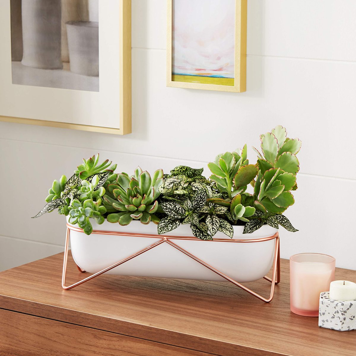 AmazonBasics White Copper Oval Table Planter