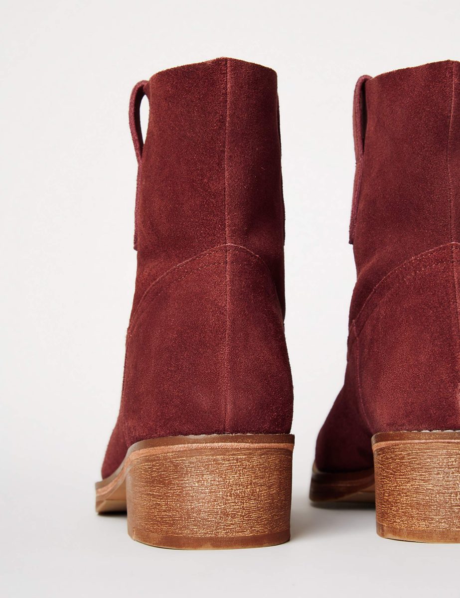 find. Pull On Leather Cowboy Boots, Red, 7 UK