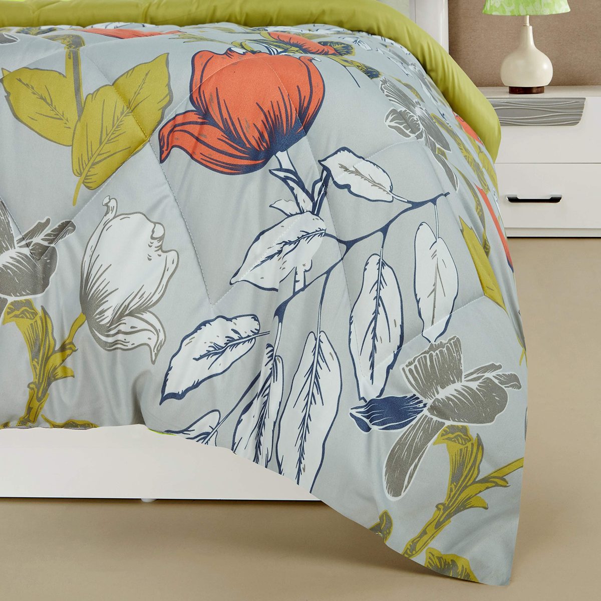 Amazon Brand - Solimo Floral Bliss Microfibre Printed Comforter, Double, 200 GSM, Grey