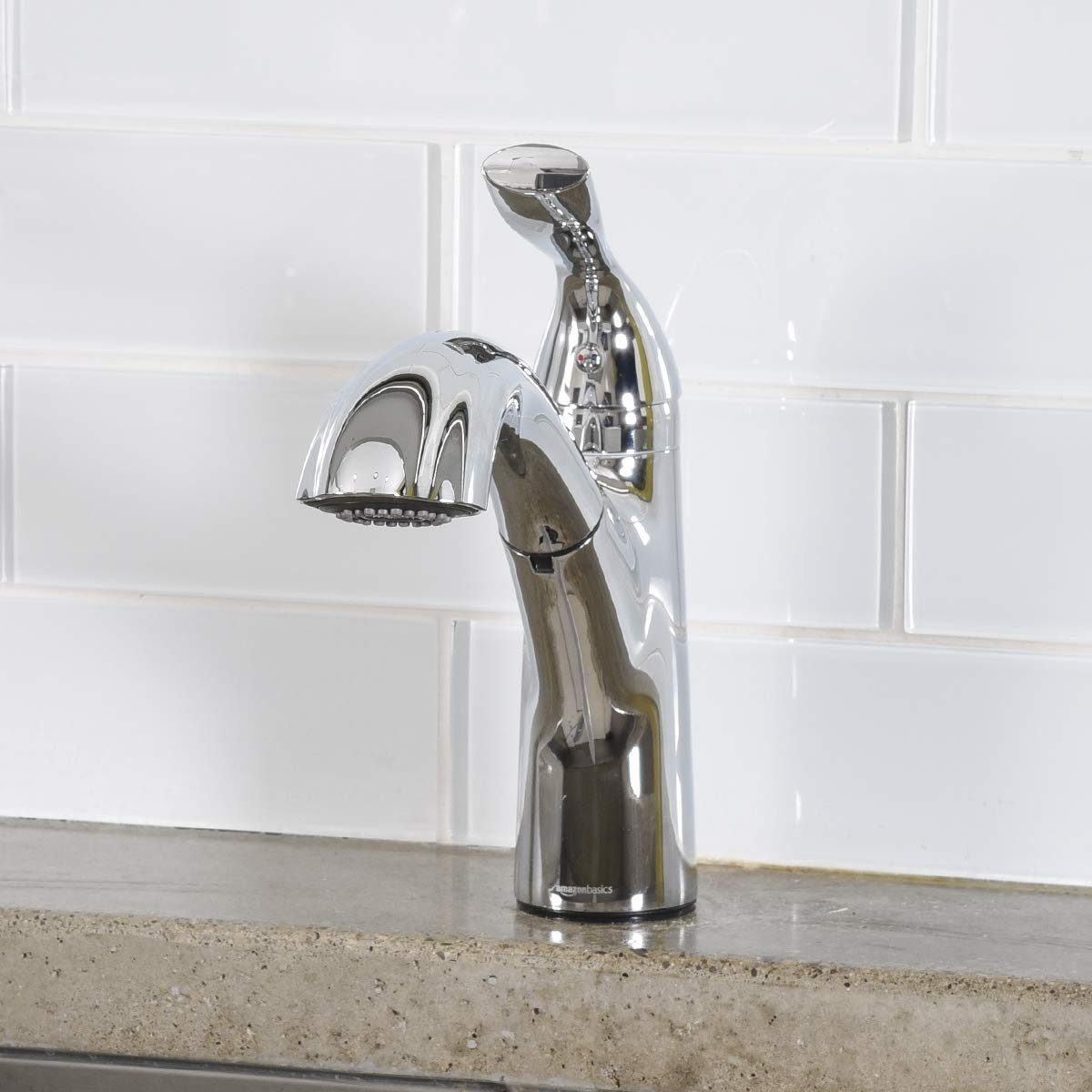 AmazonBasics Single-Handle Kitchen Pull Out Sprayer Faucet, Arched