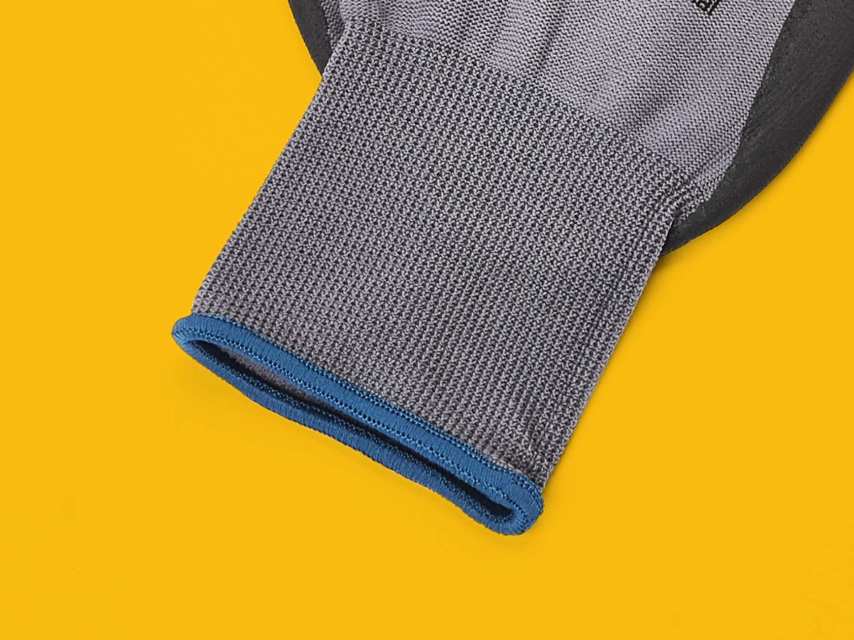 AmazonCommercial 13G Nylon & Foam Nitrile Gloves (Grey/Back), Size XL, 3 Pairs