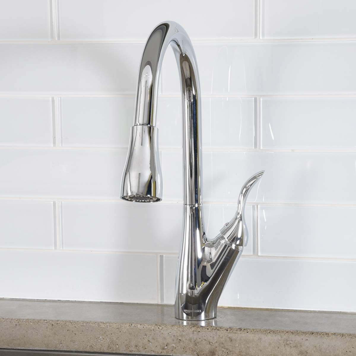 AmazonBasics Single-Handled Kitchen Pull-Down Sprayer Faucet, Polished Chrome