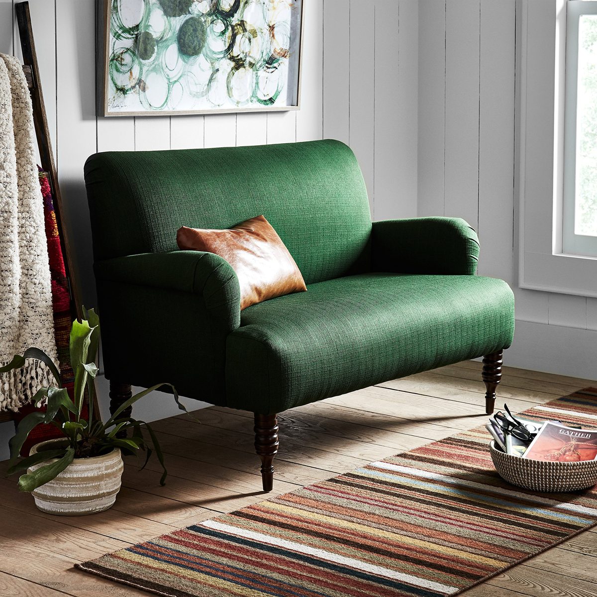 Amazon Brand – Stone & Beam Modern Sweeping Arm Settee, 51"W, Emerald