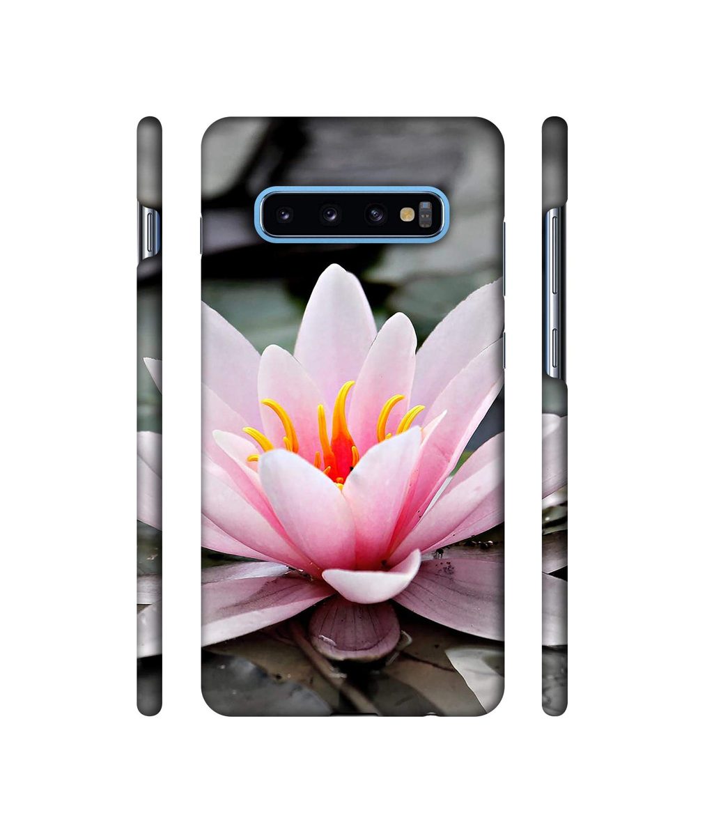 Amazon Brand - Solimo Designer Lotus 3D Printed Hard Back Case Mobile Cover for Samsung Galaxy S10 Plus
