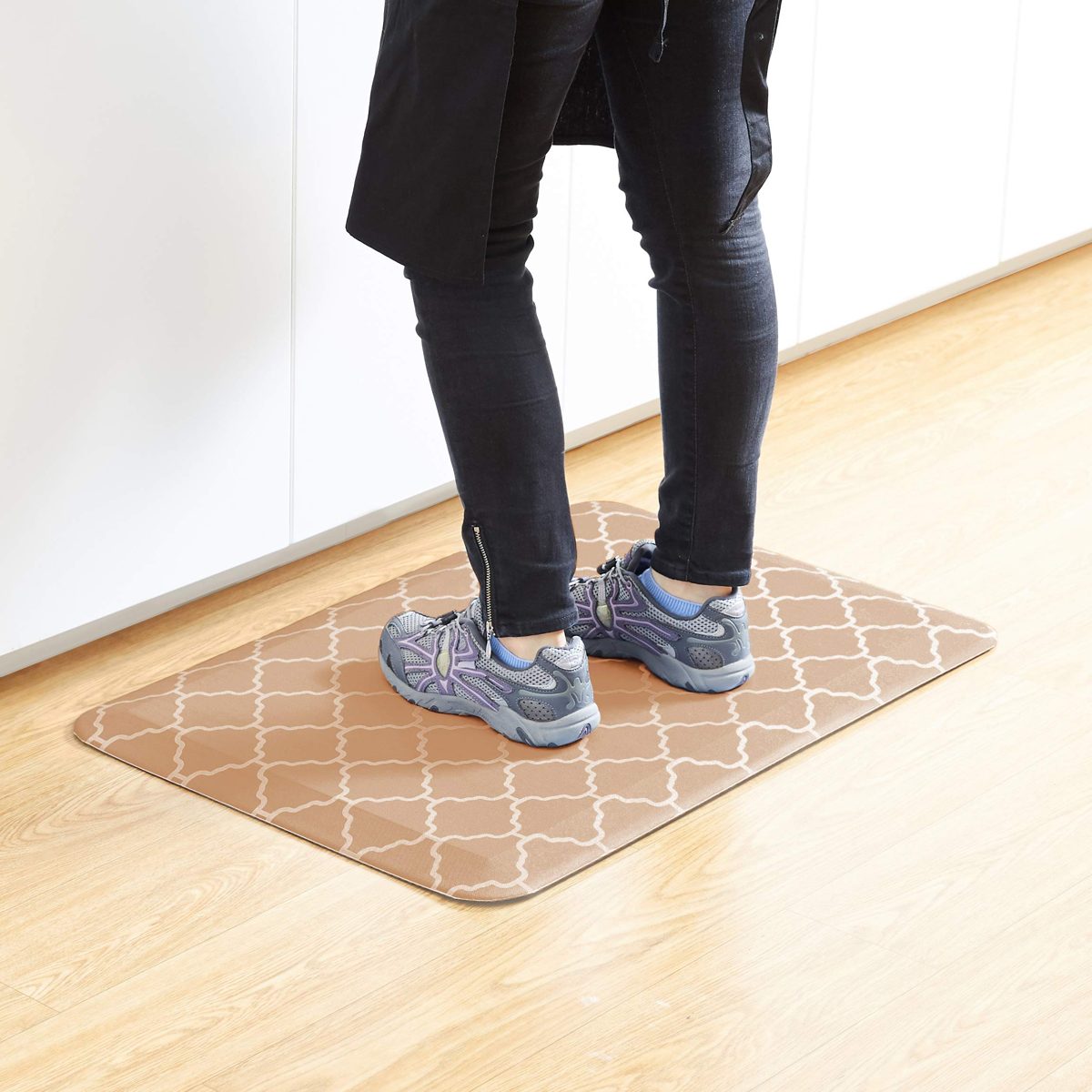 Amazon Basics Anti-Fatigue Standing Comfort Mat for Home Kitchen and Office - 20" x 30", Tan Pattern