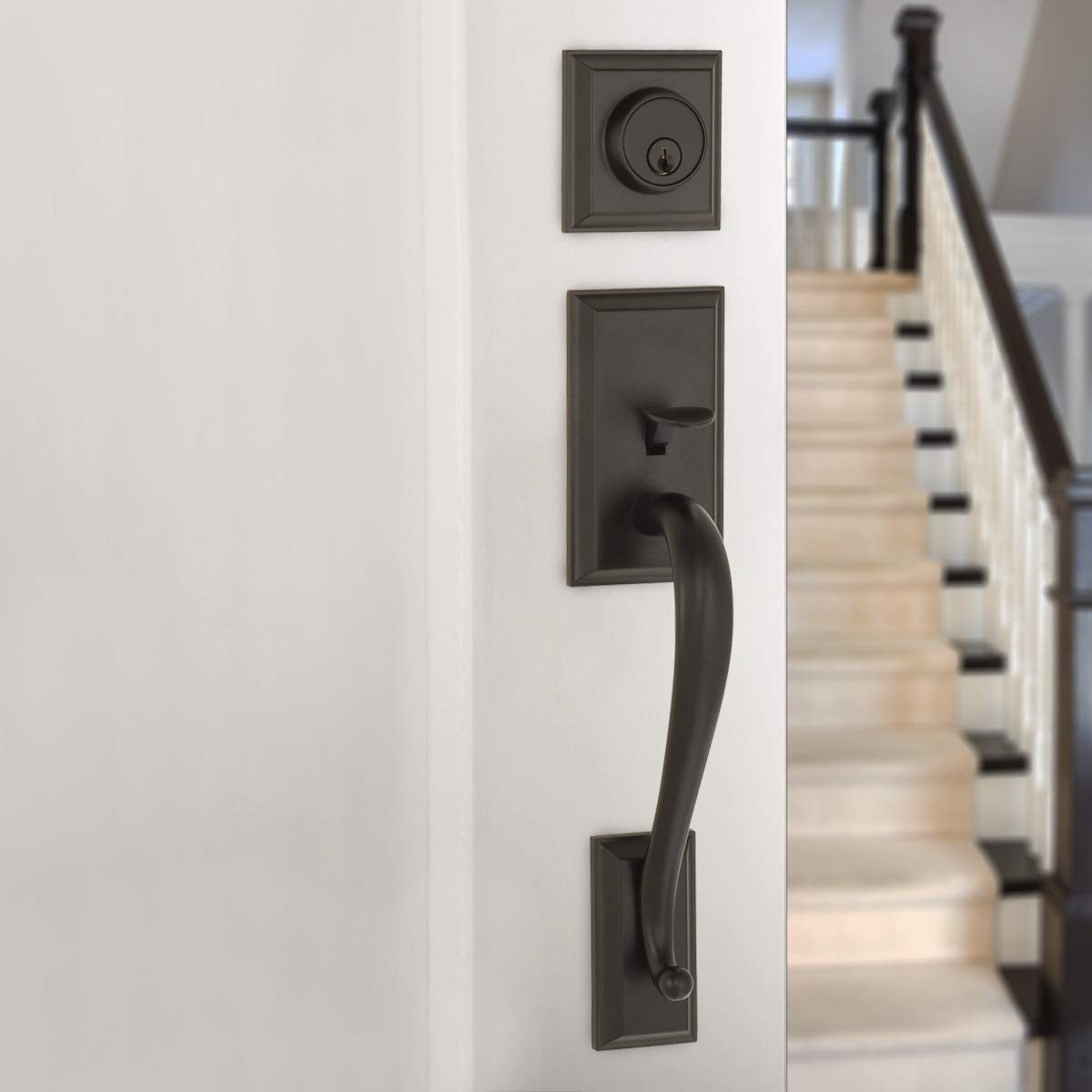 AmazonBasics Modern Handle Set and Deadbolt - Wave Door Lever - Matte Black