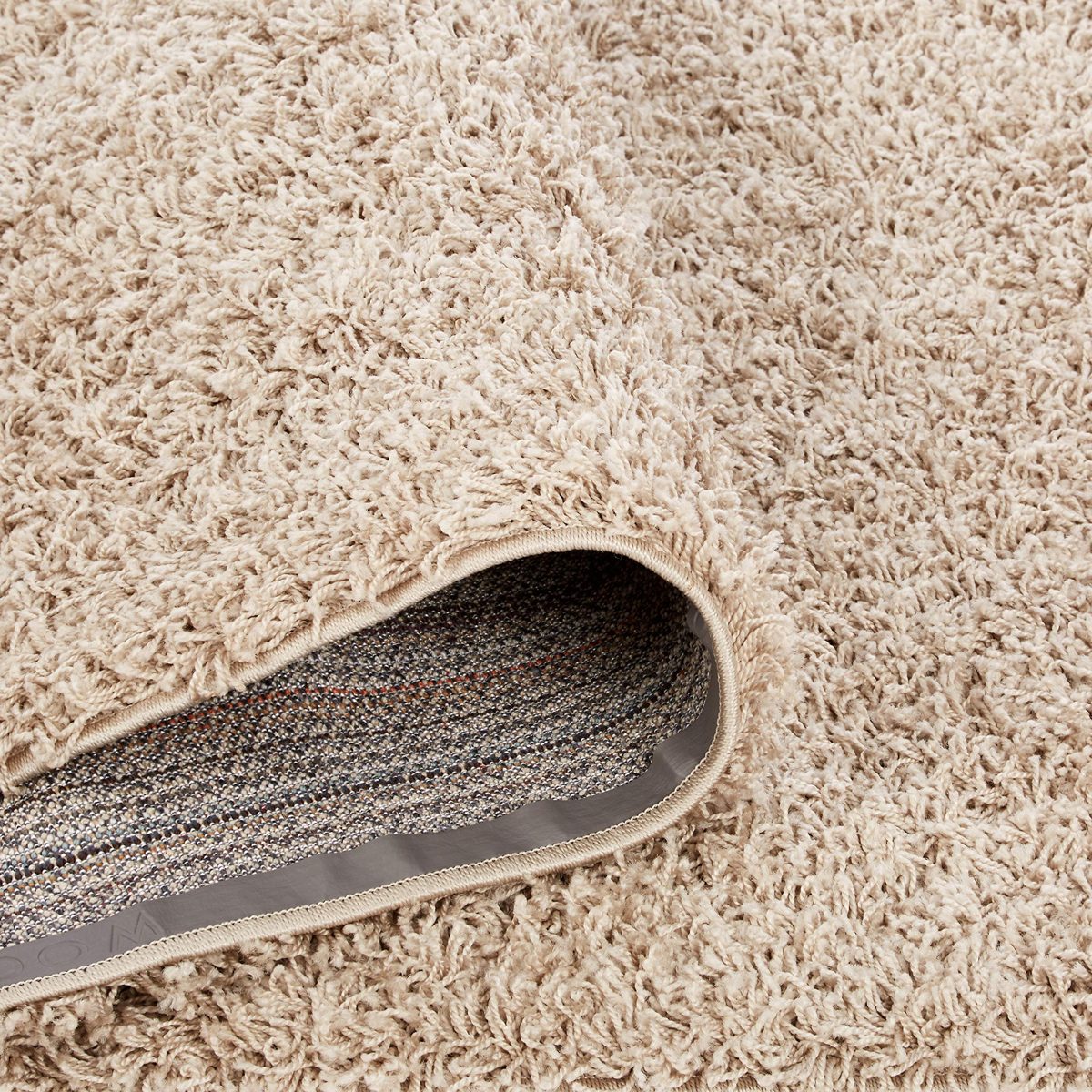 Amazon Basics - 4'X6' Solid Color Shag Rug, Beige