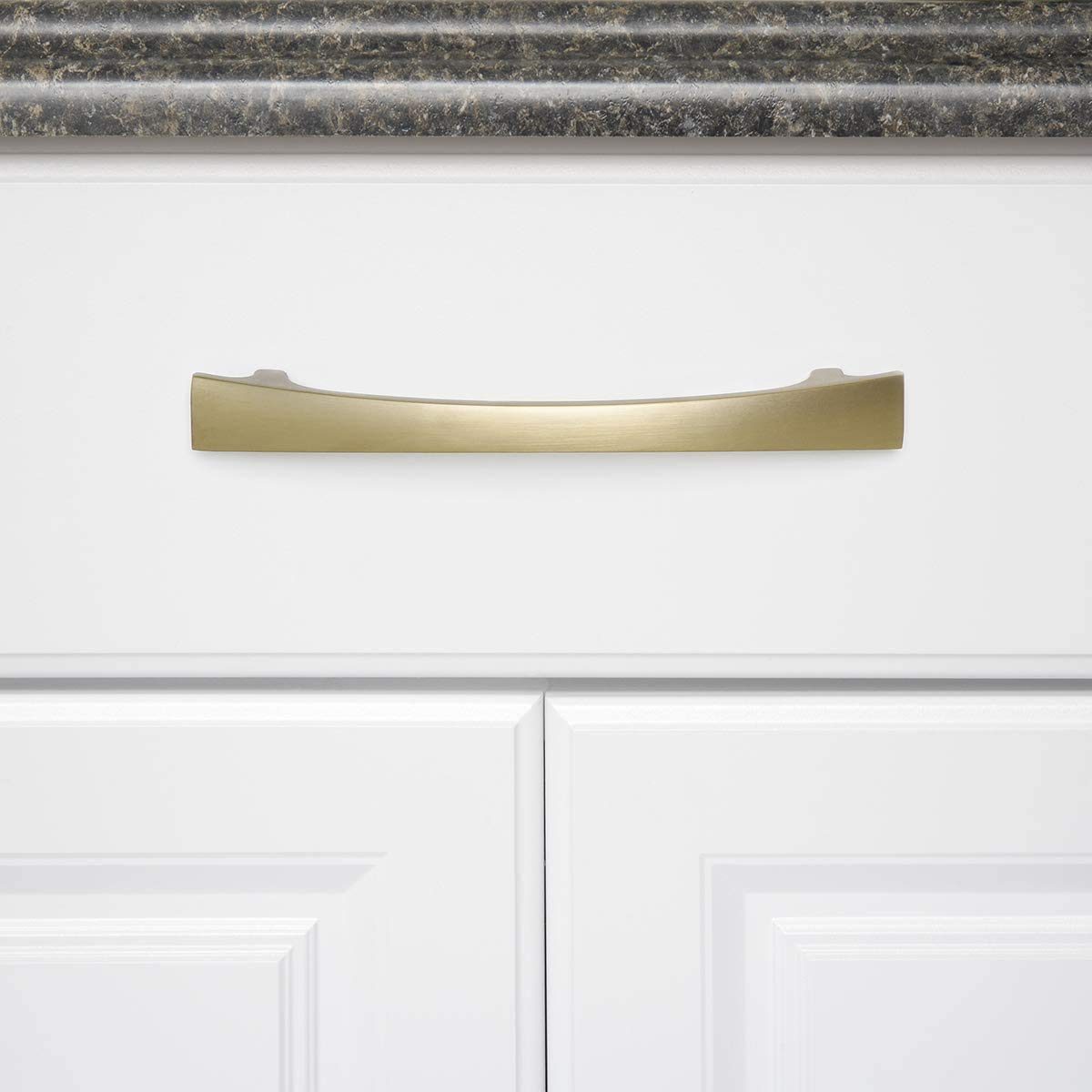 AmazonBasics Thick Modern Curved Handle Drawer Cabinet Pull Handle