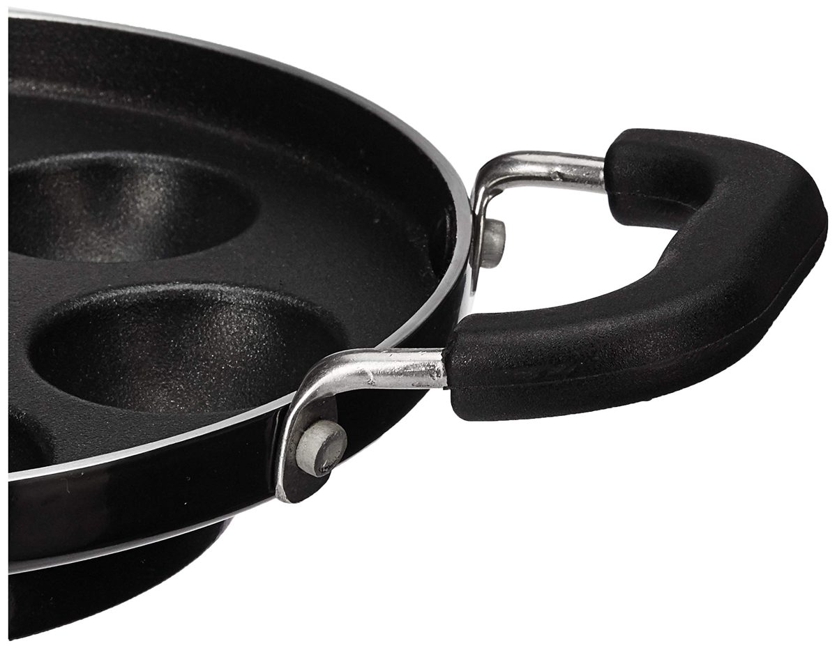 Amazon Brand - Solimo Aluminium Non Stick Paniyarakkal, 7 Pit, 200mm, 245 ml, Black