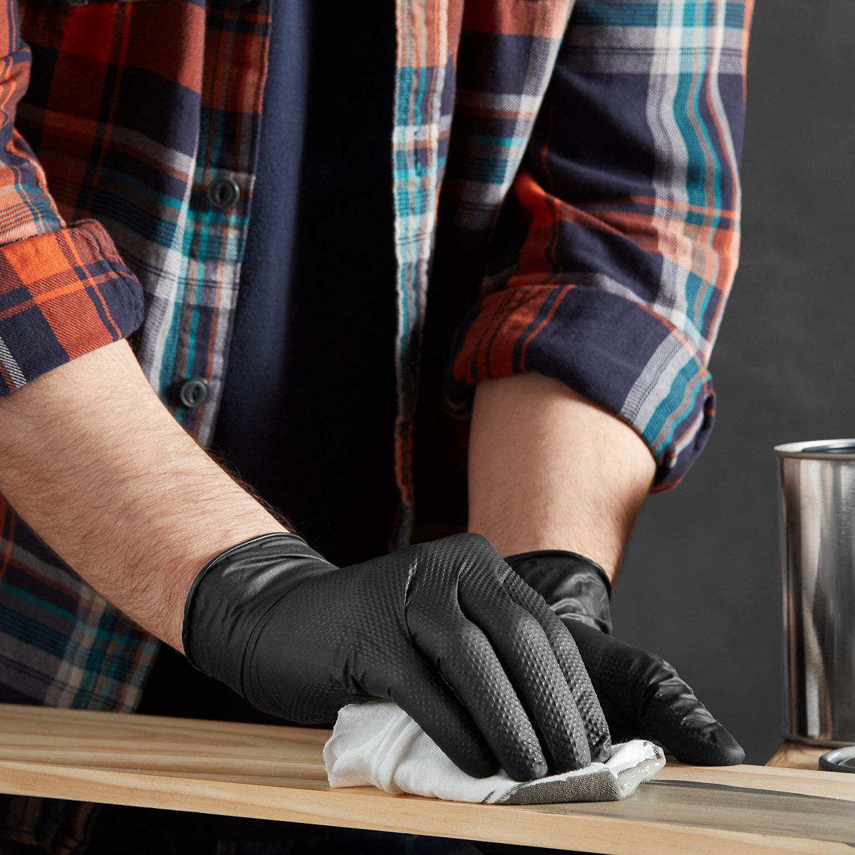 AmazonCommercial Powder Free Disposable Nitrile Gloves, 6 mil, Black, Diamond Textured, 240mm, Size L, 1000 (10 Boxes of 100)