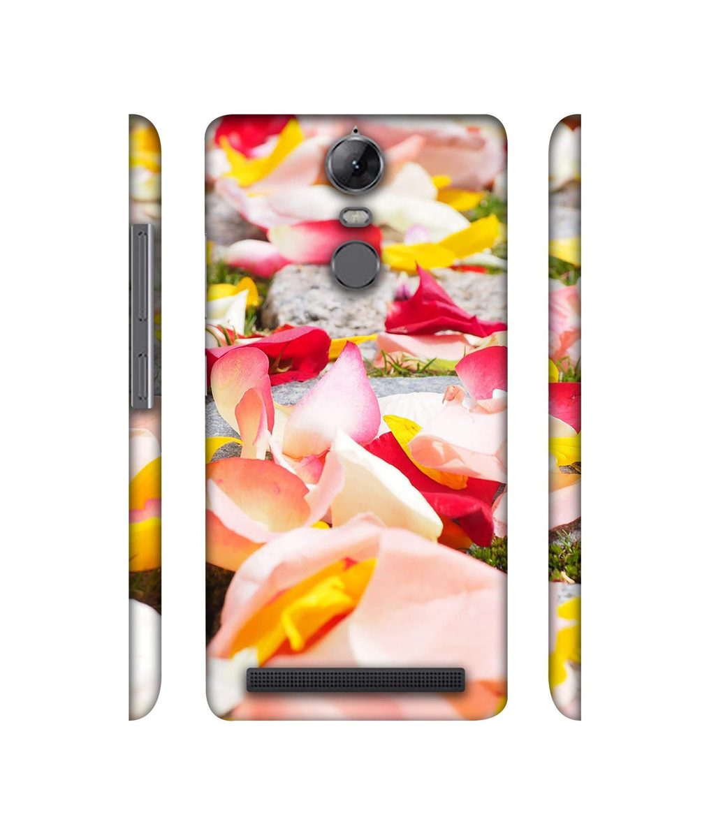 Amazon Brand - Solimo Designer Rose Petals 3D Printed Hard Back Case Mobile Cover for Lenovo K5 Note