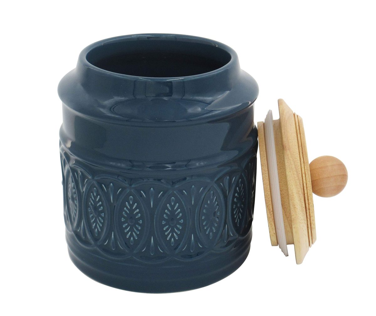 Amazon Brand – Ravenna Home Classic Stoneware 3-Piece Filigree Canister Set - Set of 3, Blue with Wood Lid