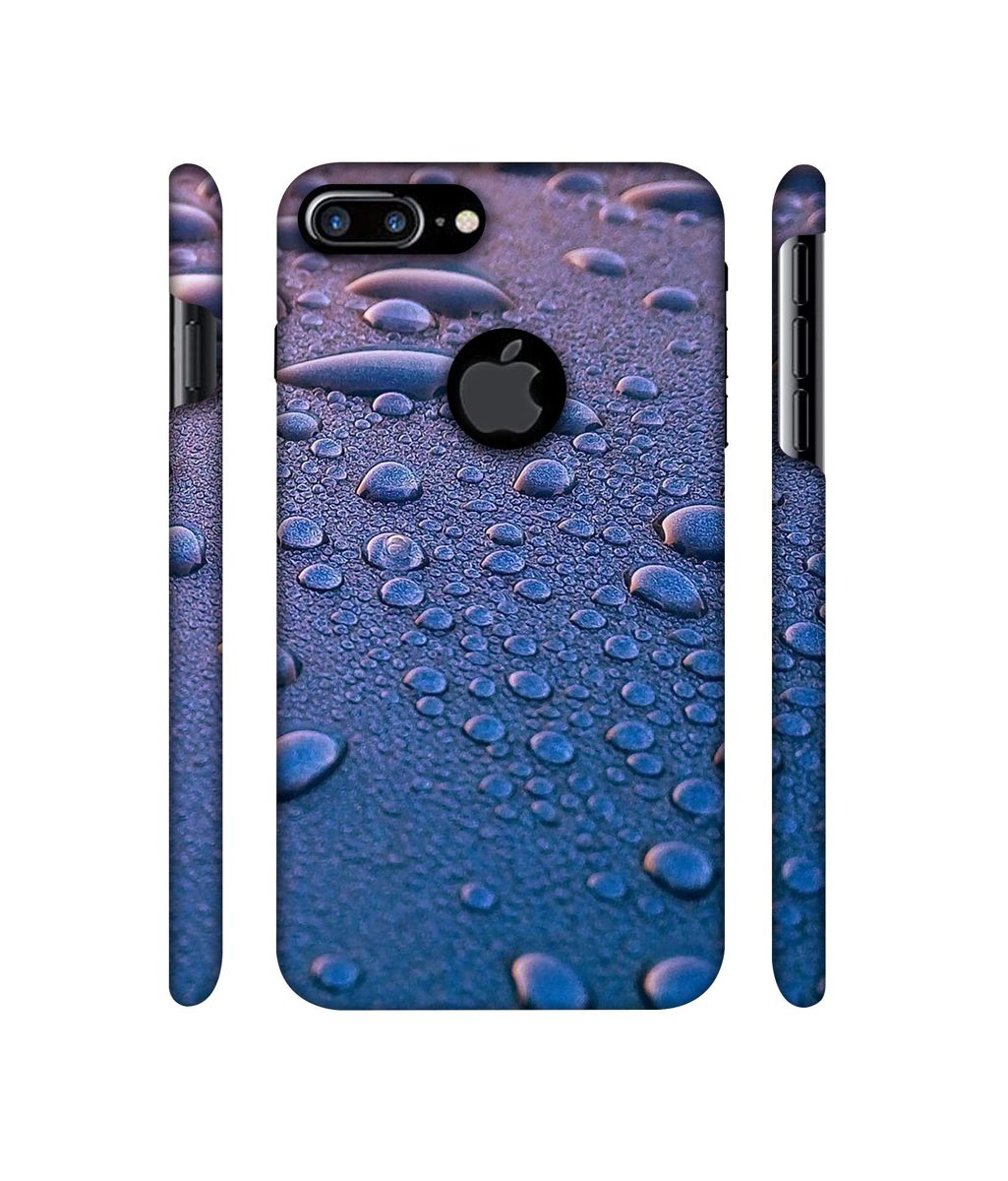Amazon Brand - Solimo Designer Water Drops 3D Printed Hard Back Case Mobile Cover for Apple iPhone 7 Plus (Logo Cut)