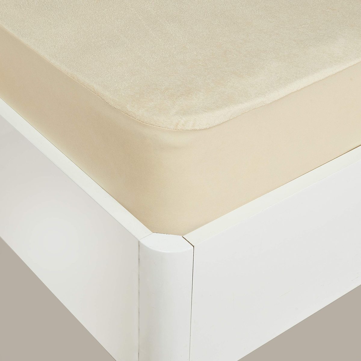 Amazon Brand - Solimo Water Resistant Premium Mattress Protector, 72x72 inches - King Bed Size, Beige